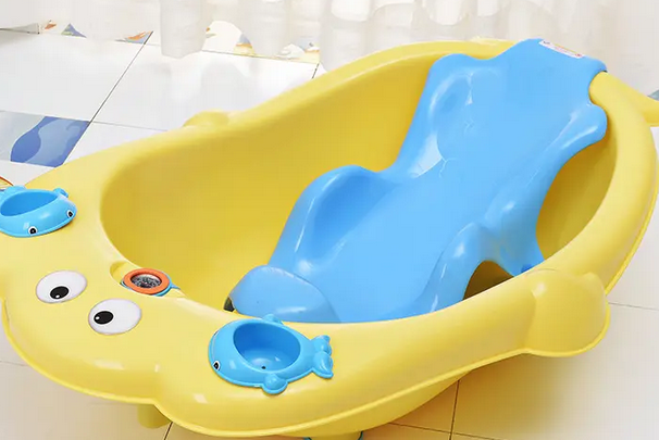 给宝宝用电子感温婴儿浴盆洗澡安全吗？